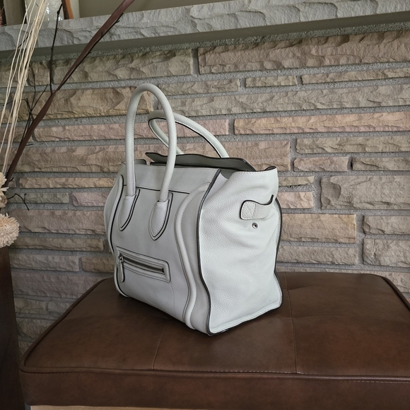 🐢 Céline White Drummed Calfskin Luggage Mini - Picture 14 of 17